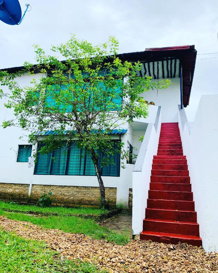 Jambo Diani 1-Bedroom Apartment Close To The Beach ディアニ・ビーチ エクステリア 写真