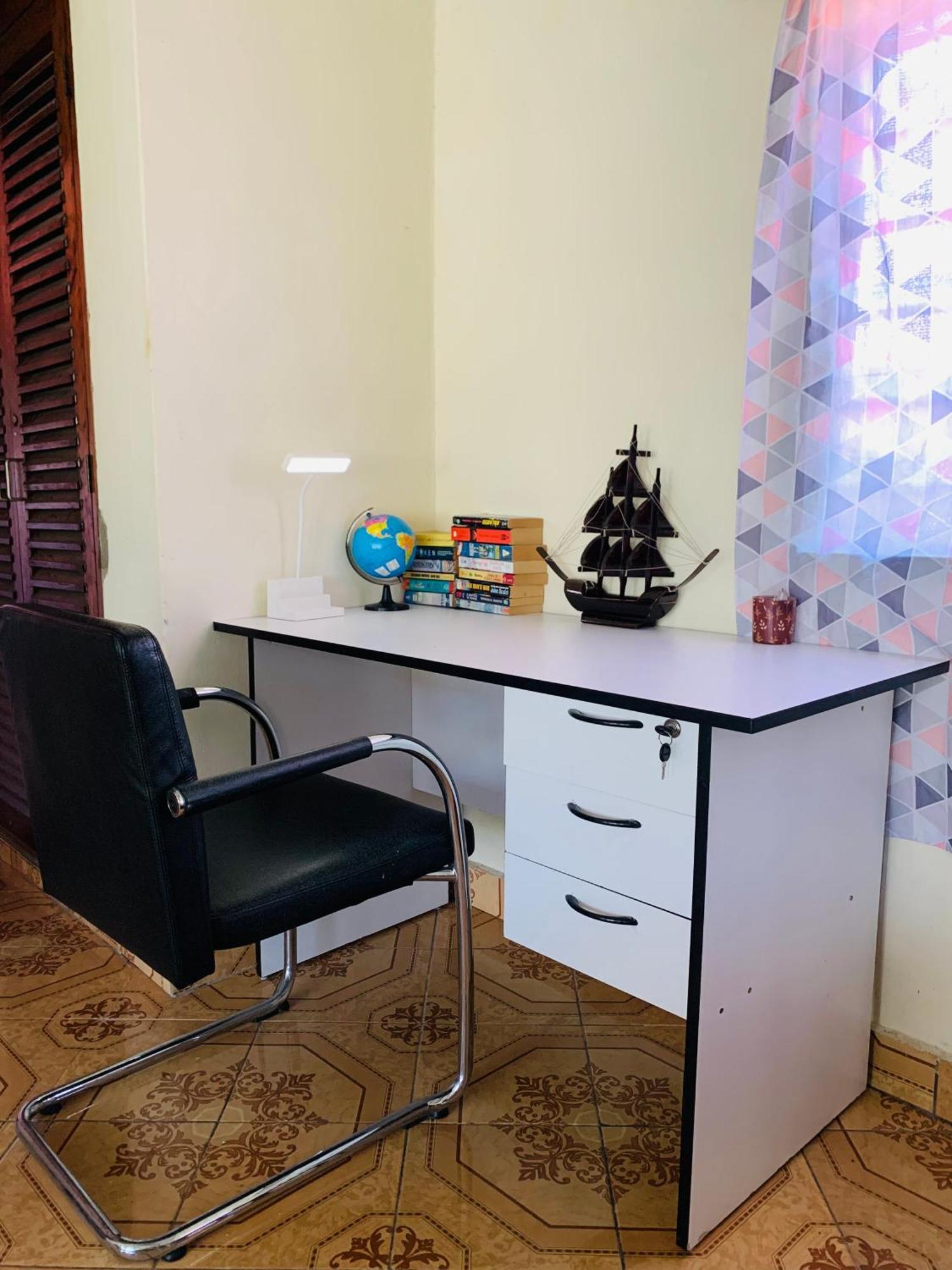 Jambo Diani 1-Bedroom Apartment Close To The Beach ディアニ・ビーチ エクステリア 写真